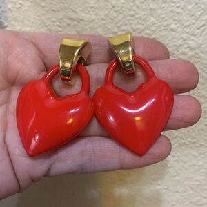 Vintage red drop hearts plastic earrings
